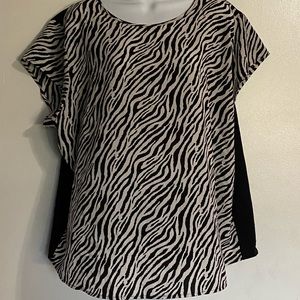 Van Heusen women’s zebra strip tee size XXL